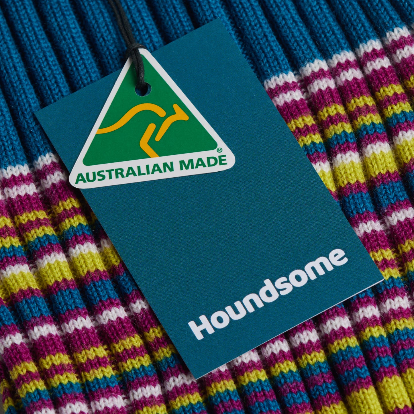 Dog Sweater Waratah
